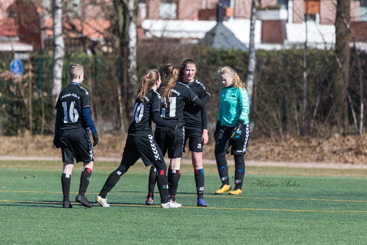 Bild 440 - B-Juniorinnen Halbfinale SVHU - Holstein Kiel : Ergebnis: 3:0